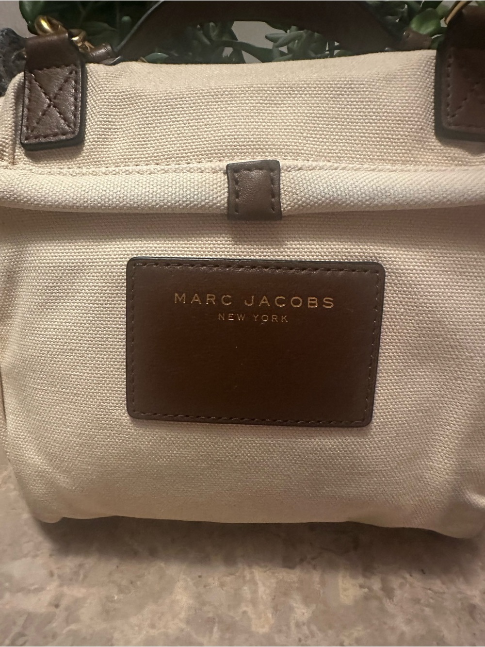 Marc Jacobs Cream and Brown Crossbody Bag with Gold Hardware - Picture 5 of 14